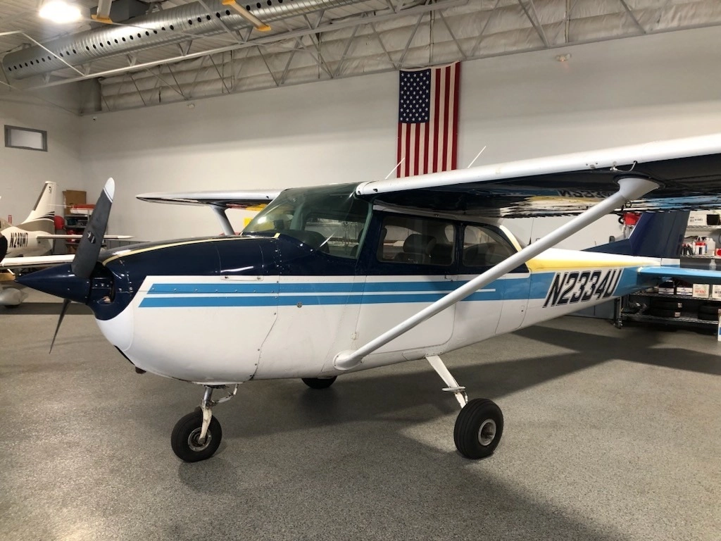 Cessna 172 D N2334U at SimplyFly Flight Academy