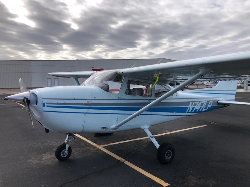 Cessna 172 L N747LP at SimplyFly Flight Academy