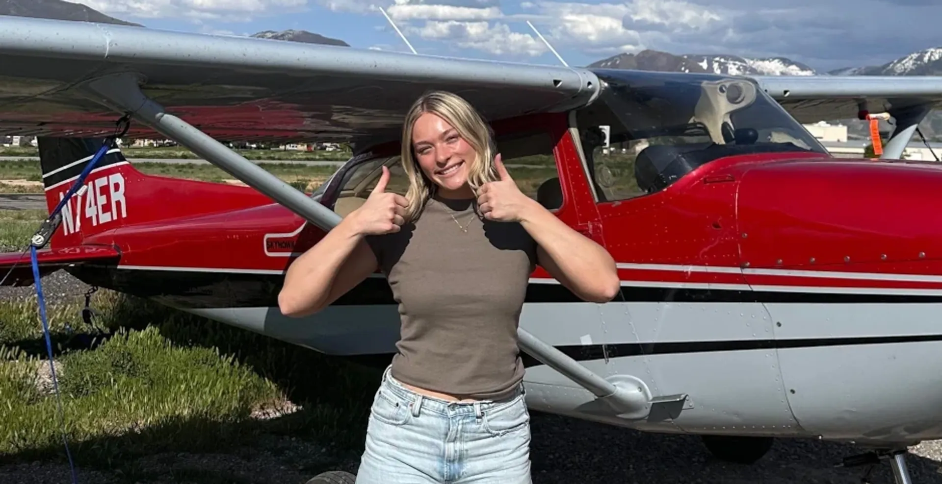 SimpliFly Flight School Team at the runway